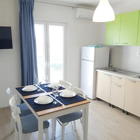 Ariana Apartment